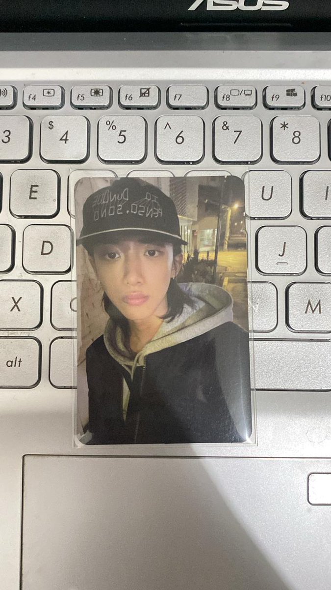 lezz0nn's tweet photo. #lngsell pc photocard woojin ep training day 
65k 
💌dm for detail https://t.co/Y7ew9tejQb