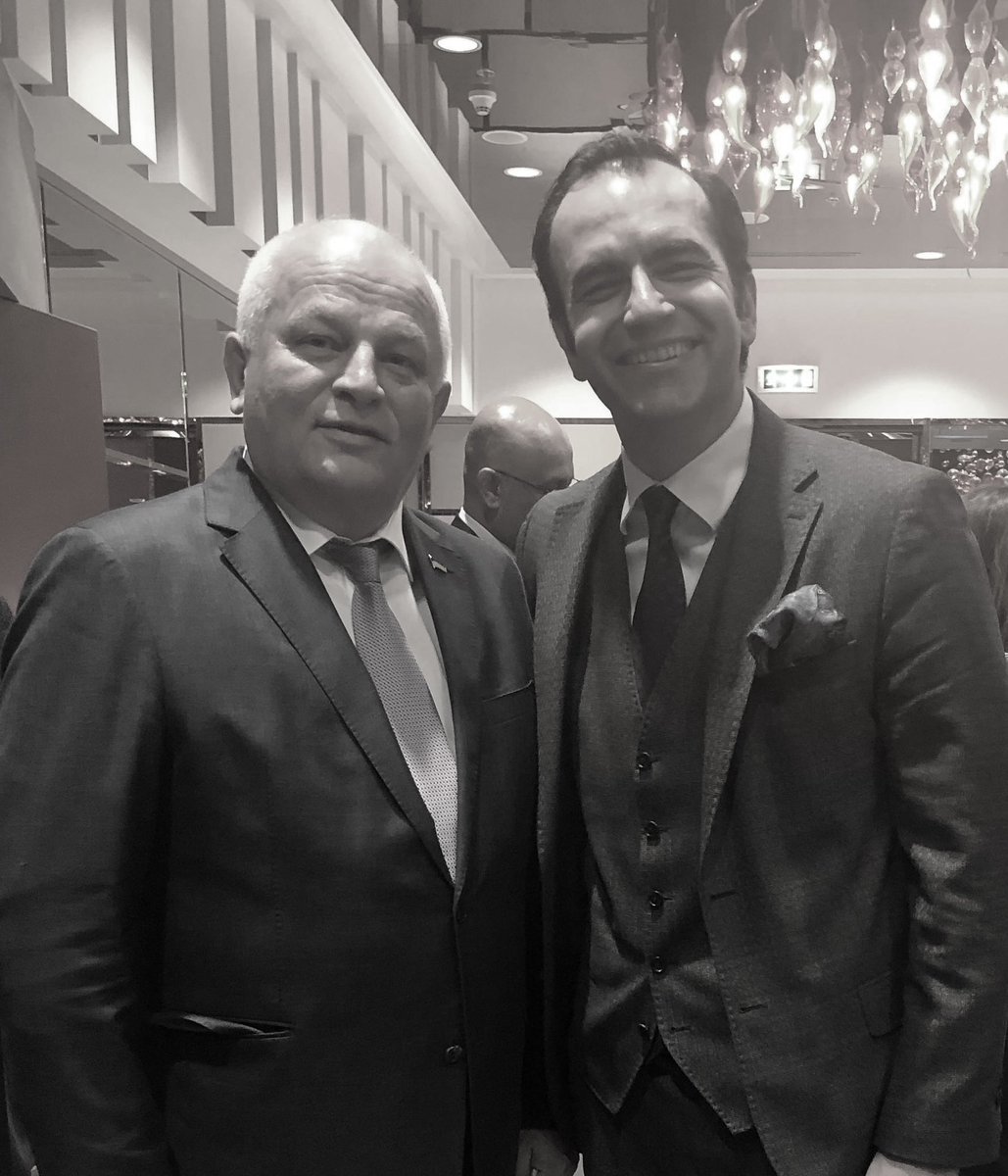 bpehlivan's tweet photo. Ukrayna'nın değerli devlet adamı, Türk iş dünyasının iyi bir dostu, Ukrayna eski Başbakan Birinci Yardımcısı ve Ekonomi Bakanı Stepan Kubiv'in ani vefatının üzüntüsünü yaşıyoruz. 

Ukrayna'nın başı sağ olsun, huzur içinde uyusun. https://t.co/nMNUTJ00WX
