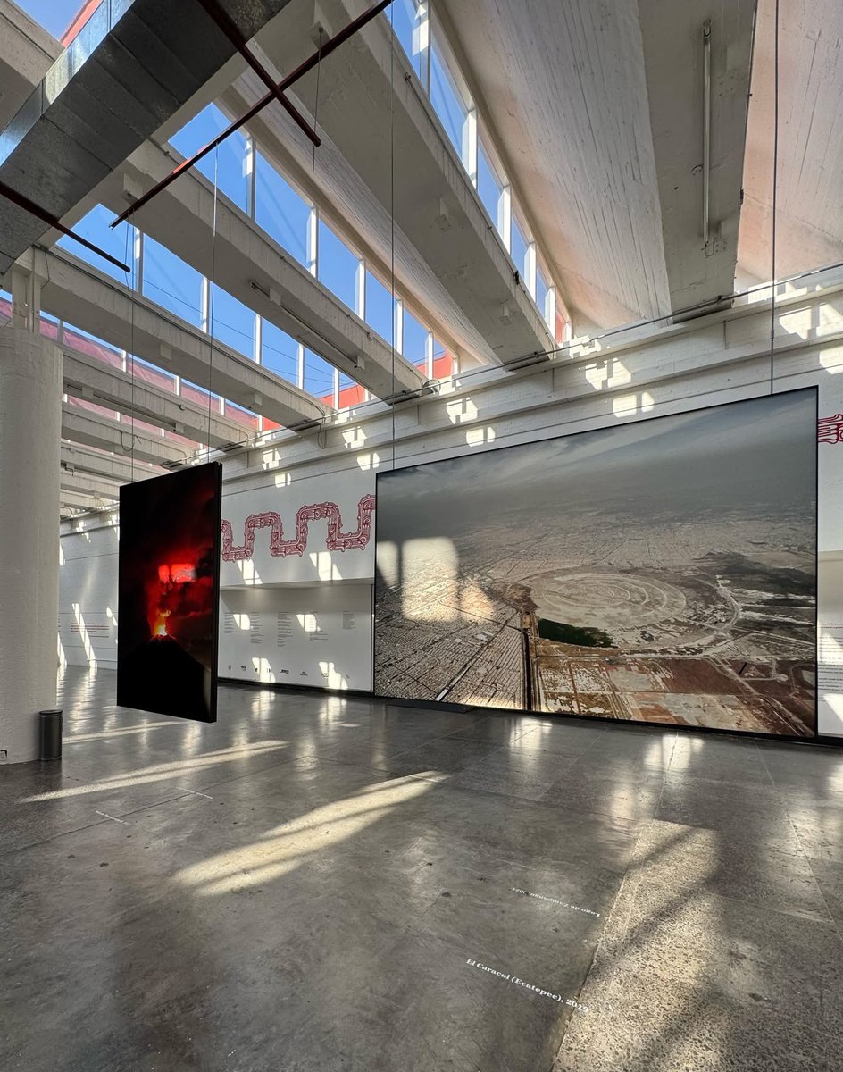 ICAMexico's tweet photo. ¿Sabías que hoy se conmemora el Día Internacional de los Museos? No te pierdas "Patrimonio. Agua y Fuego" en @muca_unam @UNAM_MX sobre la permanencia y transformación de la Ciudad de México a través de fotografías actuales e históricas de Fundación ICA #AcervoHistórico https://t.co/x5u9RRgxBn