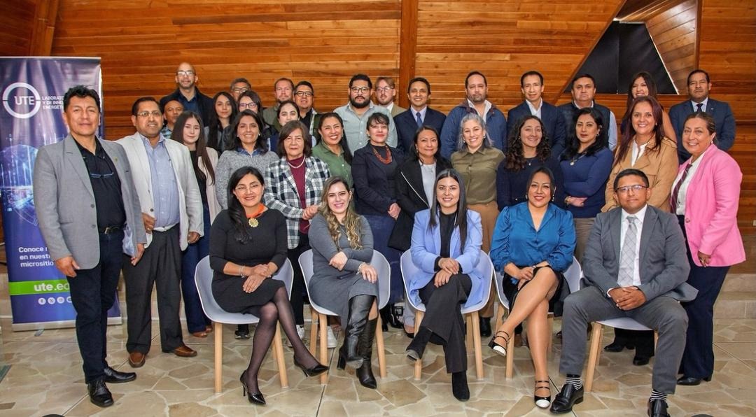 EnergyfromWomen's tweet photo. Conversatorio: MUJERES, DATOS, LIDERAZGO Y ENERGÍA 2026” organizado por UTE.

ENERGY FROM WOMEN fue invitada a participar con nuestra voluntaria, Jeaneth Herrera, fue un evento con una organización impecable.

#EnergyfromWomen https://t.co/5hztf9K4MF