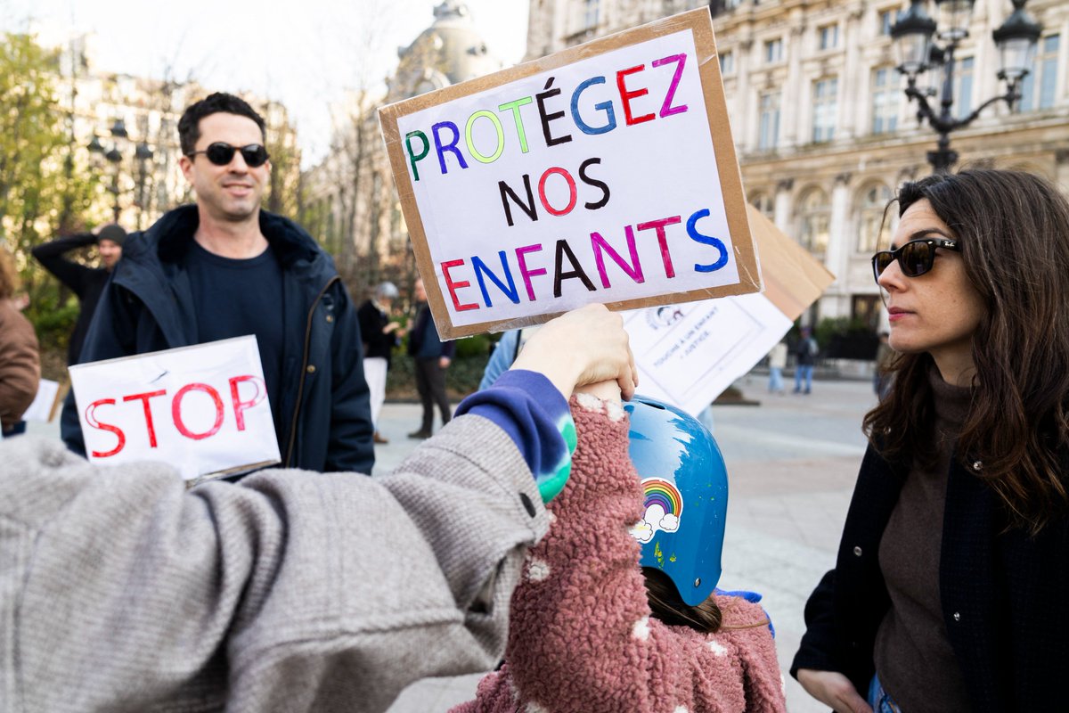 France3Paris's tweet photo. "Des solutions, pas juste un énième rapport" : convention citoyenne sur la protection et les temps de l'enfant à l'école, quelles sont les attentes des parents ?
https://t.co/4kbZ9rmtrZ
@FCPE_Paris 
@MeTooEcole https://t.co/Eyn2cw23Gi