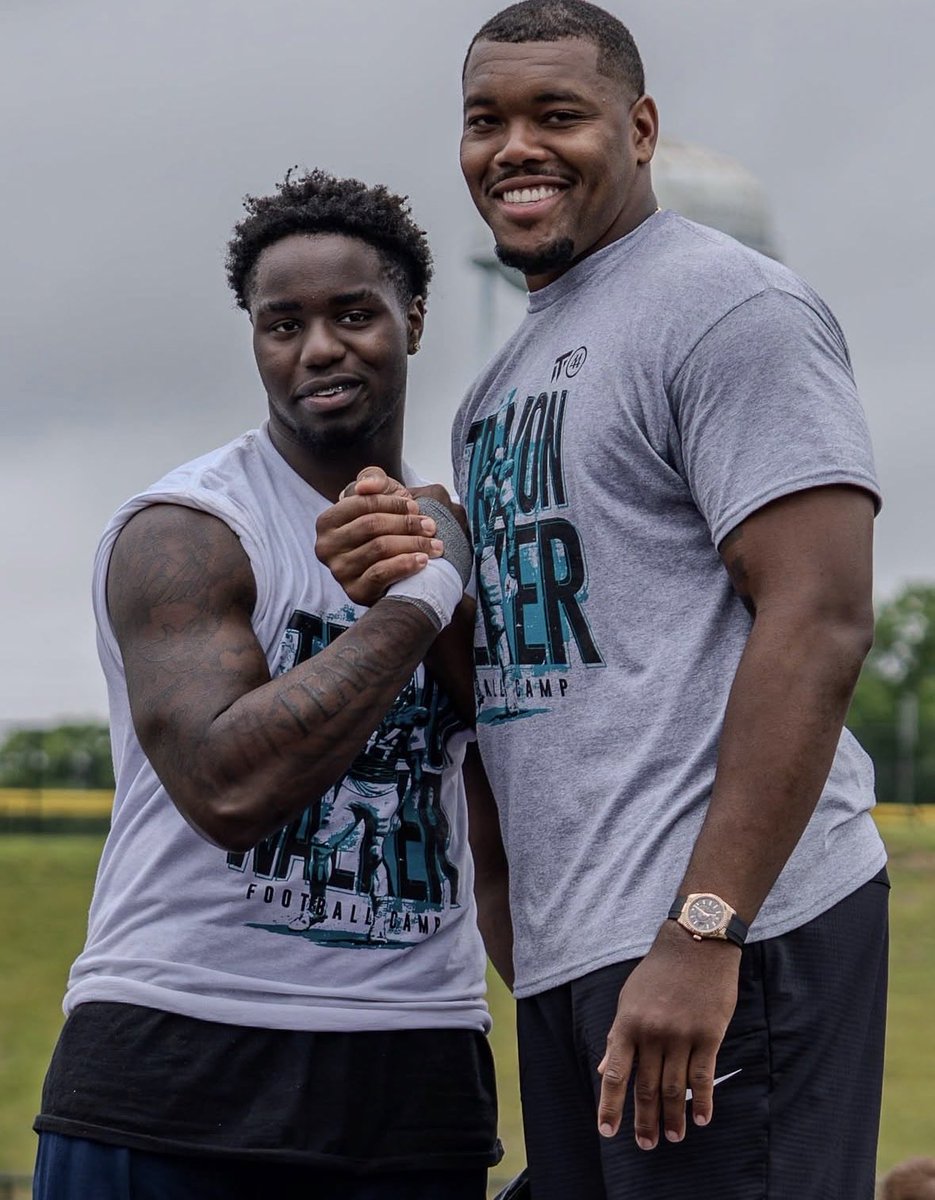 14nextup's tweet photo. Blessed to be apart of the 4th annual Travon Walker camp and winning the MVP AWARD🏆@RecruitGeorgia @44Ytw @Coach_Walker55 https://t.co/Y8zuk4S4tT