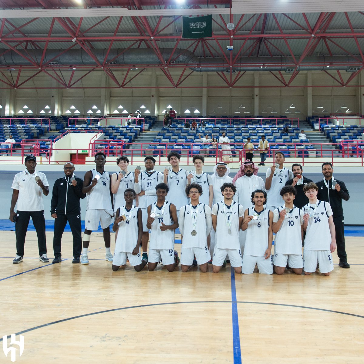 Alhilal_SG's tweet photo. 🏀 ما قصرتوا.. والقادم أجمل 💙🥈 https://t.co/0qZCNAHKsz