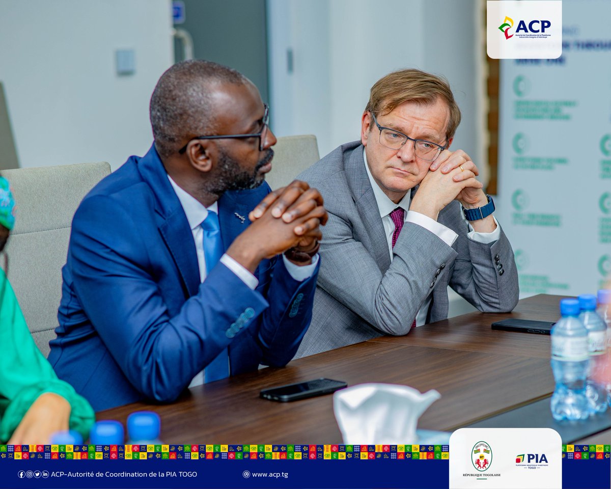 acp_tg's tweet photo. 🇹🇬 Visite de travail de la FMI à la PIA !
La @PIA_Togo a eu l’honneur d’accueillir une délégation du Fonds Monétaire International, conduite par le Secrétaire Général du Ministère de l’Économie et des Finances du Togo, en présence de l’AG dee l’ACP et du Président de la PIA SAS. https://t.co/RlQVbn7Hwf