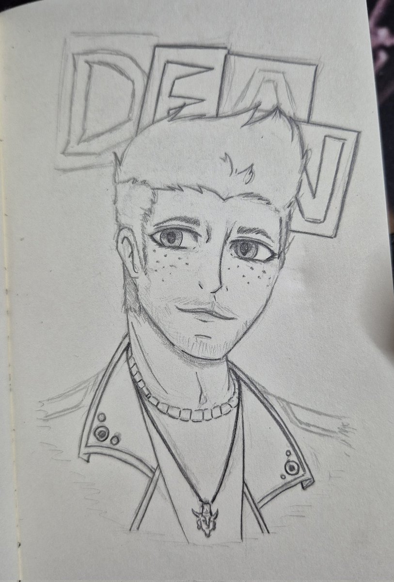 TheCatStar1's tweet photo. How it started and how it ended. 
I was bored while I was playing phasmophobia with my friends, so I sketched it out. 
I drew literally with 2 pencils. Character: Dean from supernatural 🐿️🍔🥧
#fanart #supernatural #traditionalart #deanWinchester https://t.co/CegWTerUuO