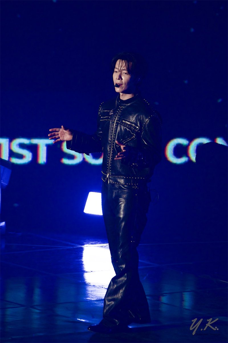 lovelf_yk's tweet photo. 20260516 Donghae 1st Solo Concert-Alive

’네 맘을 훔치고 울리는 beat‘

@donghae861015 
-
#동해 #이동해 #Alive #donghae #leedonghae https://t.co/xZ5iQH7mzs