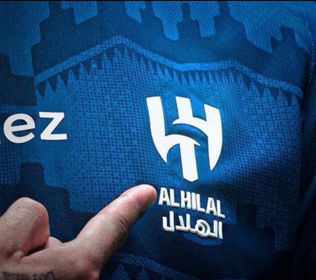 WADEID_'s tweet photo. مســـاء الشوق والحب 💙🤍
إلى عشاق ومحبين #نادي_الهلال 
#الهلال  عشق لا ينتهي👏🏻💪🏻 https://t.co/sWYkYgEmV8