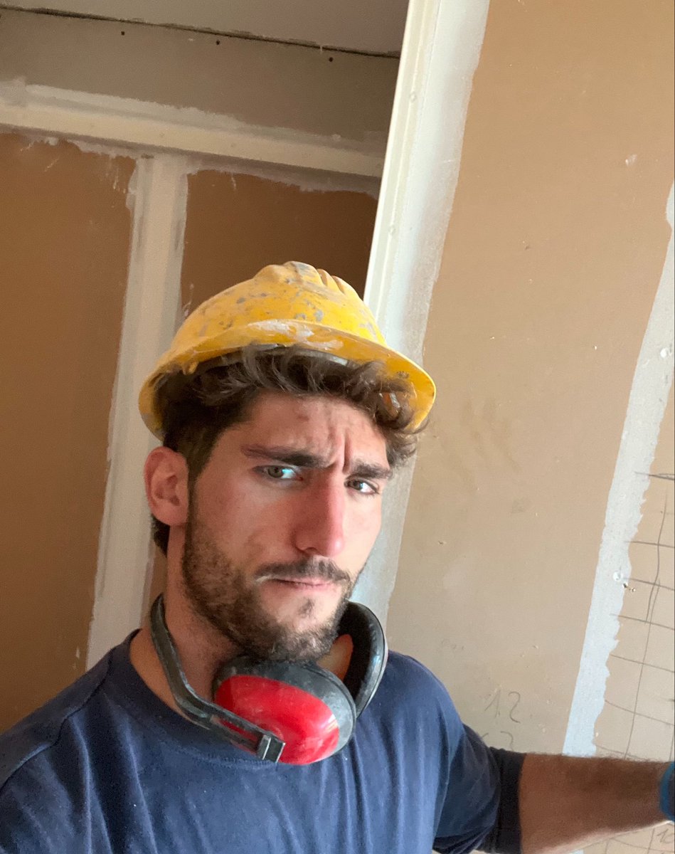 andy tweet media
