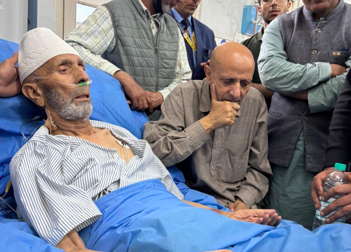 Erferoz2's tweet photo. May almighty rest the departed soul at eternal peace of Jannah and strengthen the bereaved family to endure this irreparable loss .
@mlalangate https://t.co/6Zm80Sr7o4