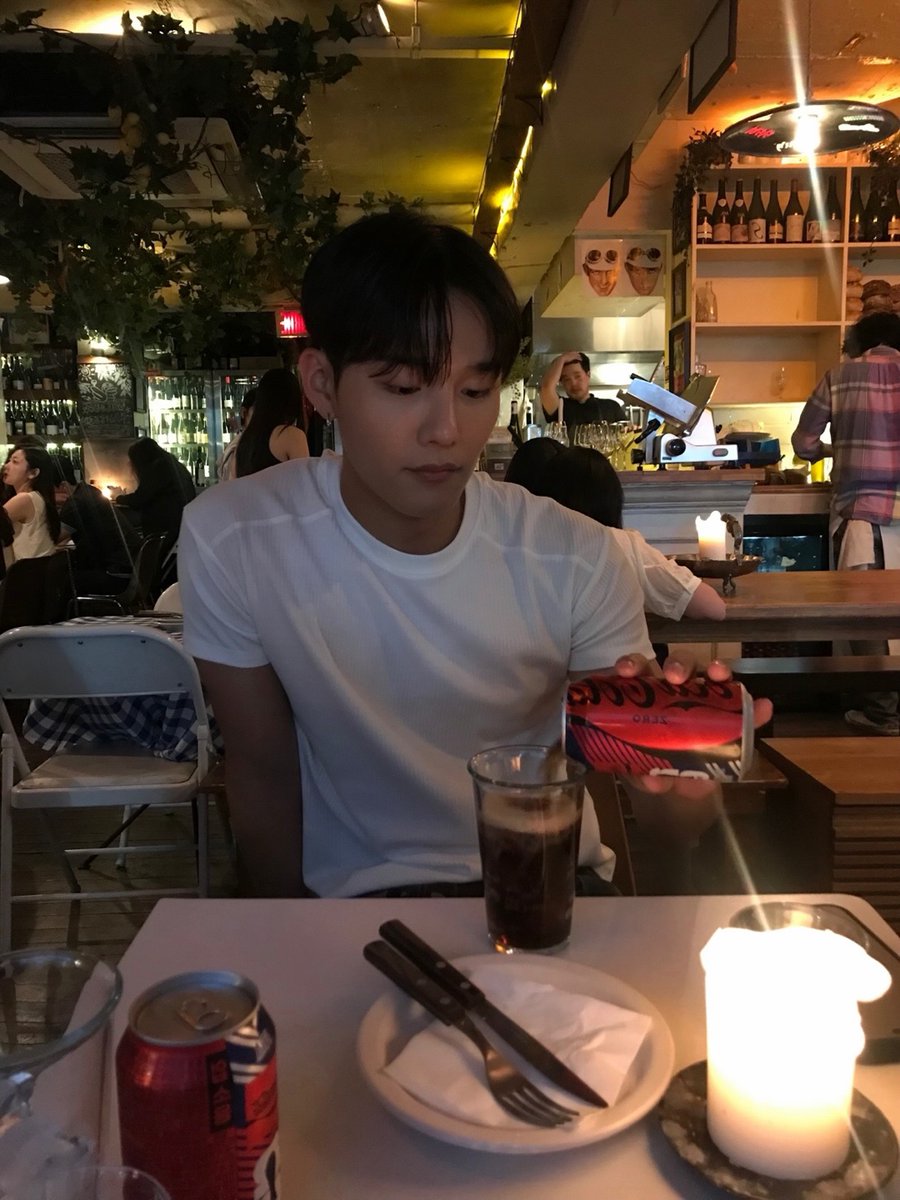 senucix's tweet photo. we all know what this means in korea. https://t.co/nf28WY0WLc