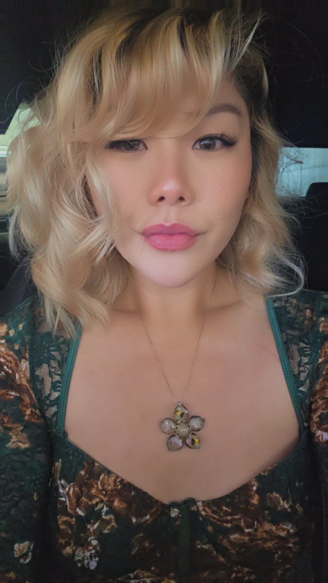 Tina tweet media