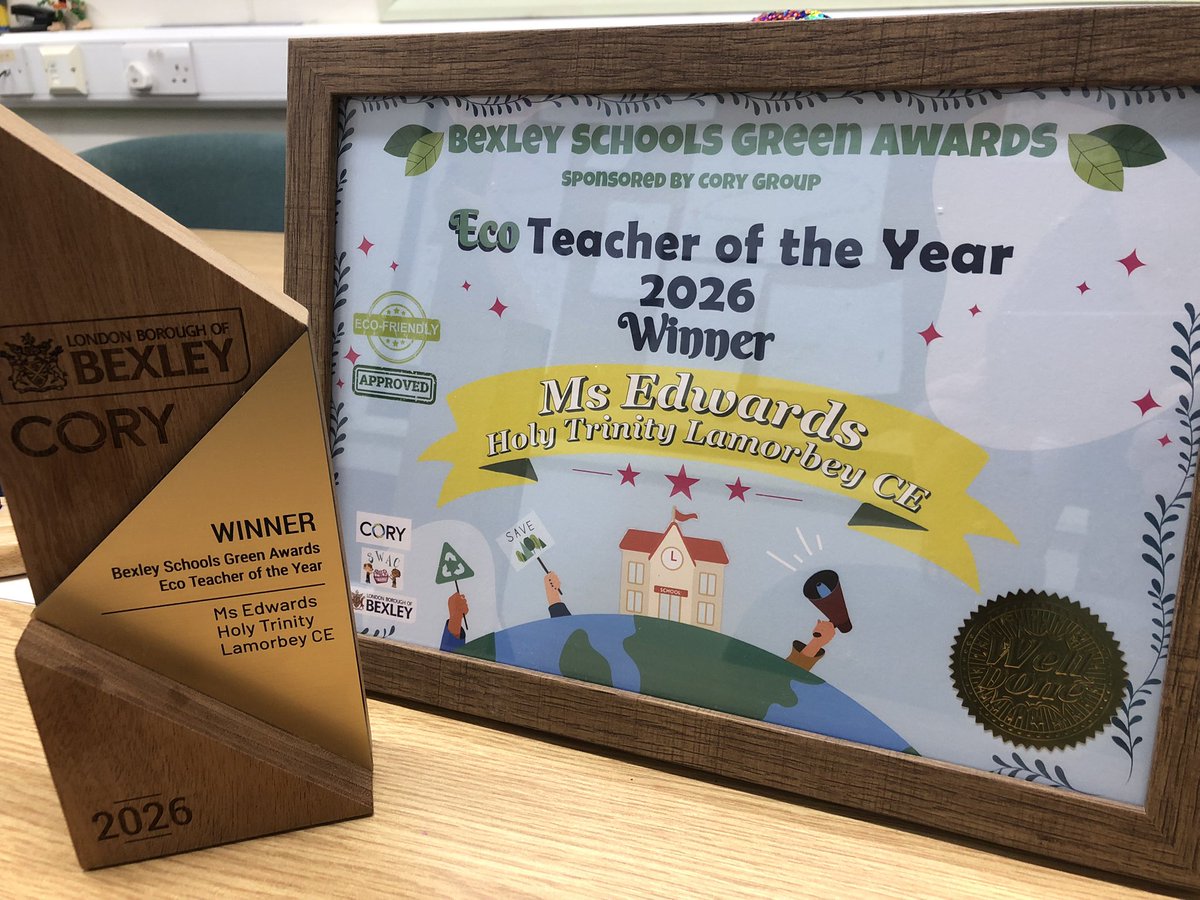 HolyTrinity3613's tweet photo. Well done to all involved and particularly our eco warrior #htl #sidcup #bexley #outdoorlearning https://t.co/uIanhcY5pH
