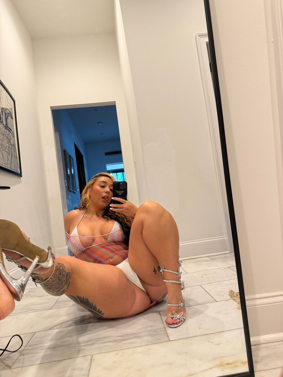 Ava_laylaa's tweet photo. Need my pu$$y 🍑 pounded 💦 https://t.co/VIMoyvh5Hu 👀🤗 @JSangelz #bigass #taboobbc #taboo #gooner #ebony #milf #fetish #pussy #asshole https://t.co/F9deaUudl2