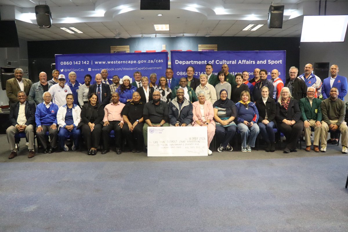 WCGovCas's tweet photo. Today, the Department of Cultural Affairs and Sport handed over vital funding to the Sport Council and sporting federations in the Cape Metro. 💰 

Read more: https://t.co/yUtFFsrd9G https://t.co/EXHJAMIc0c