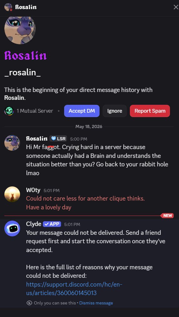 NessieDoes's tweet photo. Hello sea of thieves employee @mopwielder, is it true that rosalin is a good friend of yours? https://t.co/ka4r73XowO