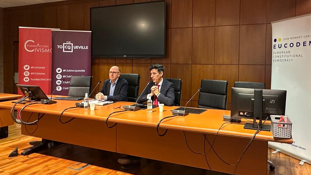 ClubTocqueville's tweet photo. ▶️Vídeo Completo | Seminario: «Cánovas y la Constitución de 1876 en su 150 aniversario», con @Jorge_Vilches. Junto a @CivismoF @GEDECOUB y @KASonline.

📲Youtube: https://t.co/sKxcJ1jccK https://t.co/0xJsoL63TS