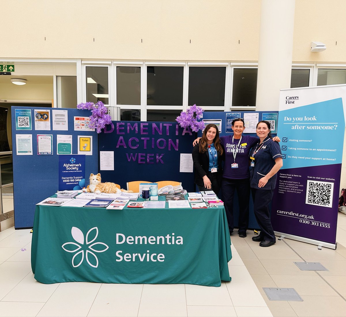 IsobelDobson2's tweet photo. Day 1 #dementiaactionweek at #broomfieldhospital @alzheimerssoc @NHSuk #dementiacare @JohnCampaign @MSEHospitals @MSEPatientExp https://t.co/v5SYH46ZR8