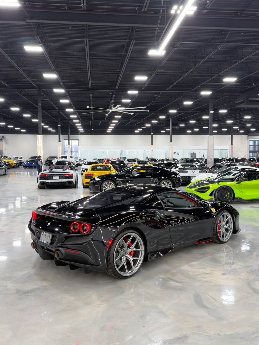 Unique Cars tweet media