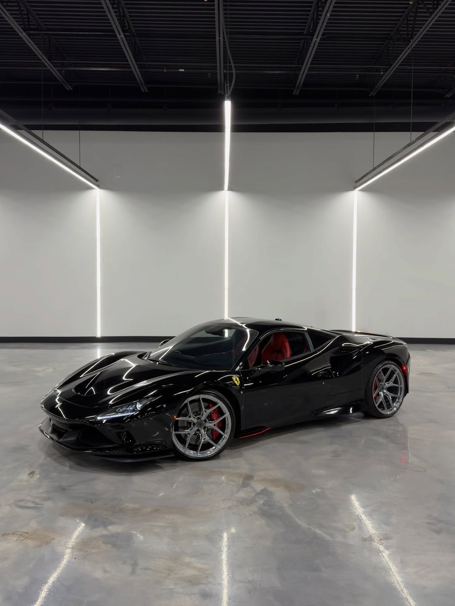 Unique Cars tweet media