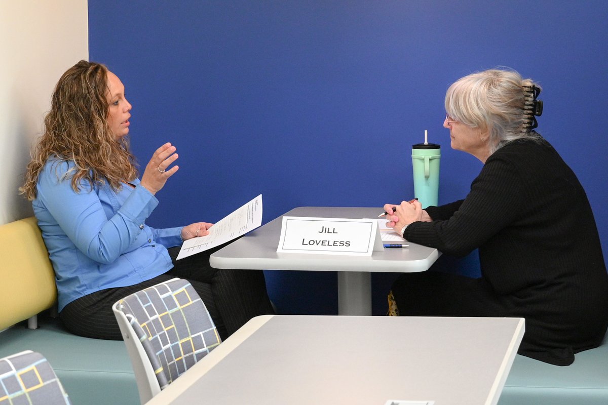 EdisonOhio's tweet photo. Practice makes prepared! 💼✨ Our Business Communication students took on mock interviews as their final project—building confidence, sharpening skills, and getting ready for their futures. Thank you to our amazing staff and faculty who stepped in as interviewers! https://t.co/VYBzQ25KFR