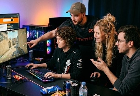 Team GG-U tweet media