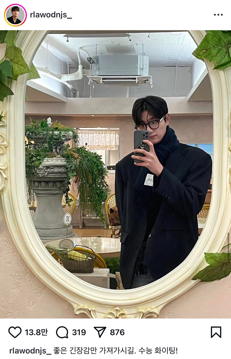 범 tweet media