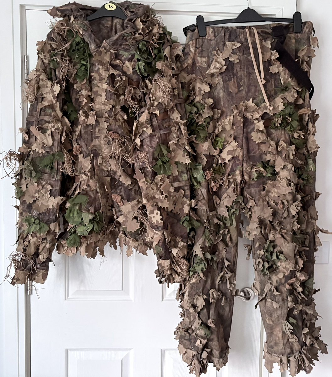 Sean_C_B_E's tweet photo. My wife who has been playing Airsoft for 14 years has bought herself a @kickingmustang KMCS Ghillie Suit to go with her DMR &amp; Sniper. She has bought some crafting materials and is going to add some more green https://t.co/fYWbM28FvB