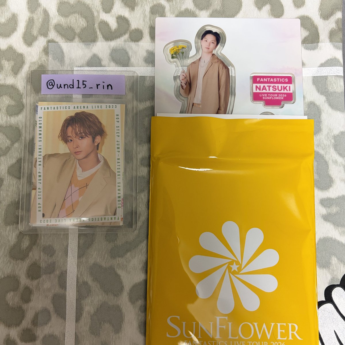 und15_rin's tweet photo. 【交換】FANTASTICS SUNFLOWER アクスタ

譲 → 堀夏喜

求 → 澤本夏輝

名古屋会場手渡し希望

検索からでも気軽にお声掛けください。
よろしくお願いします。 https://t.co/VZgJnDXPPY