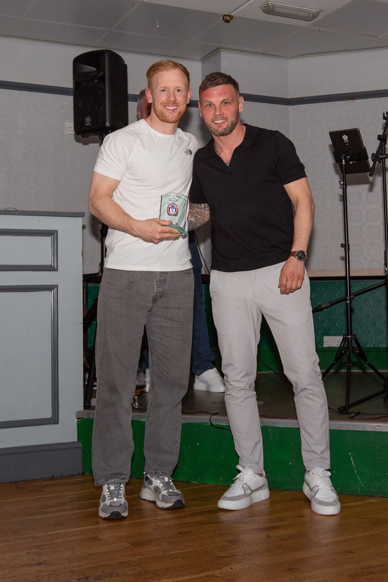 bororangers's tweet photo. ….There were awards for the following players along with their sponsors;
Manager’s Player of the Year - Jacob Thompson (HGS Garden Services)
Player’s Player of the Year - James Dillon (Geoff Garbutt)
….2/3
#UTBR❤️⚽️ https://t.co/Ej7lUh4ygE