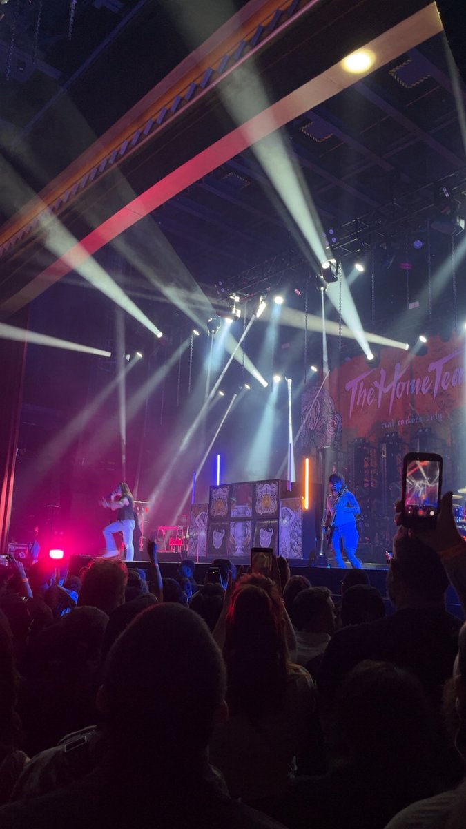 HashtagJennaaa's tweet photo. Another concert in the books https://t.co/rjmLehqCwh