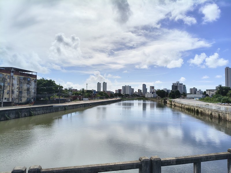 cehabpe's tweet photo. Operação de limpeza no Canal do Fragoso, em Olinda, termina com 60 mil m² de área limpa | https://t.co/qT60QT62yD https://t.co/NeF78EHhlA