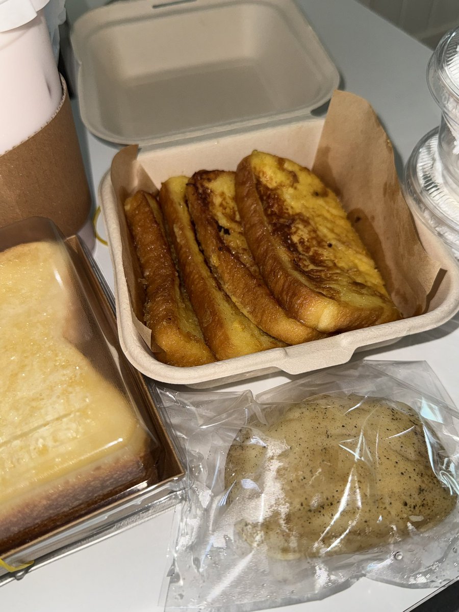 🥨 tweet media