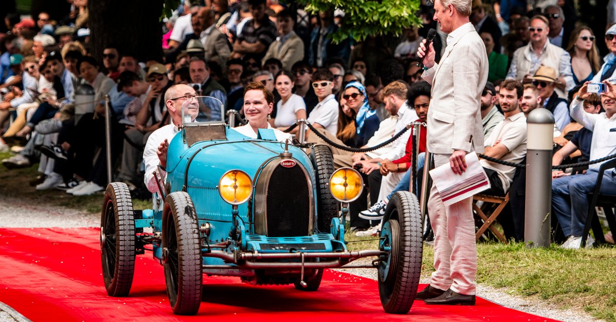 Bugatti tweet media