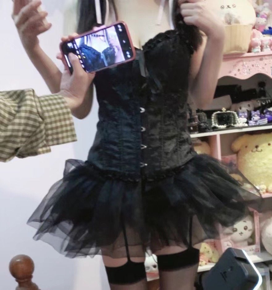 qipei4591's tweet photo. Black&amp;Pink https://t.co/Jkca9xDzLc