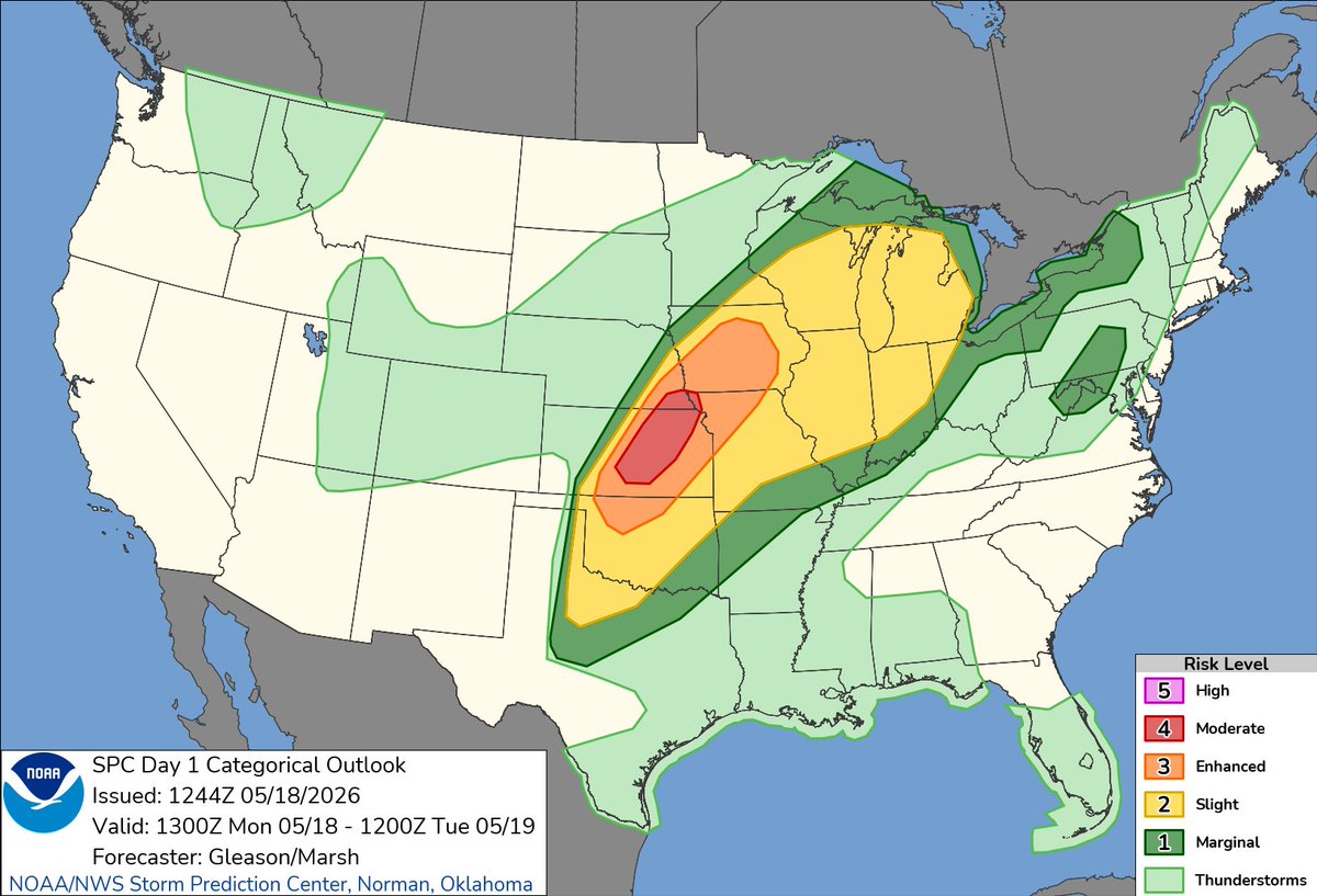 MidwestStormsWX's tweet photo. We have a MODERATE + ENHANCED risk of severe weather today which includes the threat of strong tornados, especially this afternoon! Stay weather aware if you are in these areas!
#okwx #kswx #newx #mowx #iawx #tornado #stormtracker #severewx #stormchaser #stormchasing https://t.co/w26TtzIkoD
