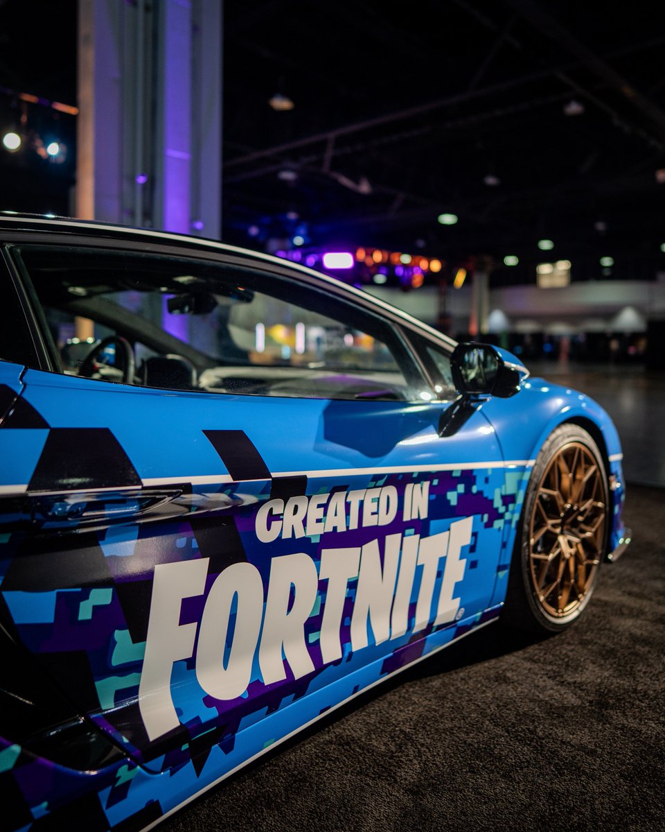 Lamborghini tweet picture