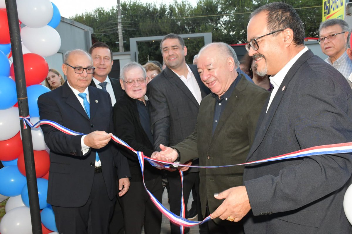 JRodriguezdip's tweet photo. Participé de la inauguración oficial de la nueva sede institucional de la Filial Alto Paraná del Centro de Despachantes de Aduana del Paraguay, un importante paso que representa crecimiento, fortalecimiento y mayor integración para el gremio en la región.
Agradezco especialmente la invitación y la cálida recepción brindada en esta importante jornada, que sin dudas marca un nuevo capítulo para los despachantes de aduana del Alto Paraná.
