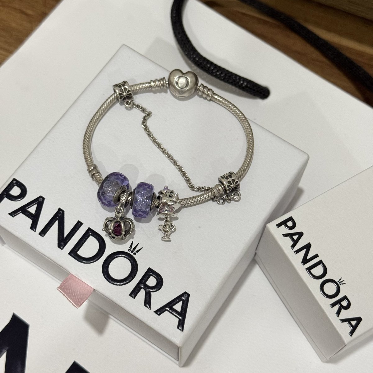 npsongtor's tweet photo. ยกเส้น แยกได้ค่า
เส้นชมพู 9,200
เส้นม่วง 7,000
#ส่งต่อpandora #ส่งต่อเครื่องประดับ #pandoraมือสอง #pandoraมือ2 #ตลาดนัดpandora #ส่งต่อแพนโดร่า https://t.co/Gh7ycfj4Ko