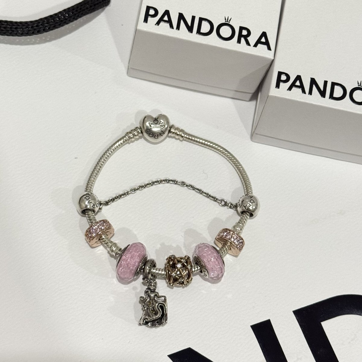 npsongtor's tweet photo. ยกเส้น แยกได้ค่า
เส้นชมพู 9,200
เส้นม่วง 7,000
#ส่งต่อpandora #ส่งต่อเครื่องประดับ #pandoraมือสอง #pandoraมือ2 #ตลาดนัดpandora #ส่งต่อแพนโดร่า https://t.co/Gh7ycfj4Ko