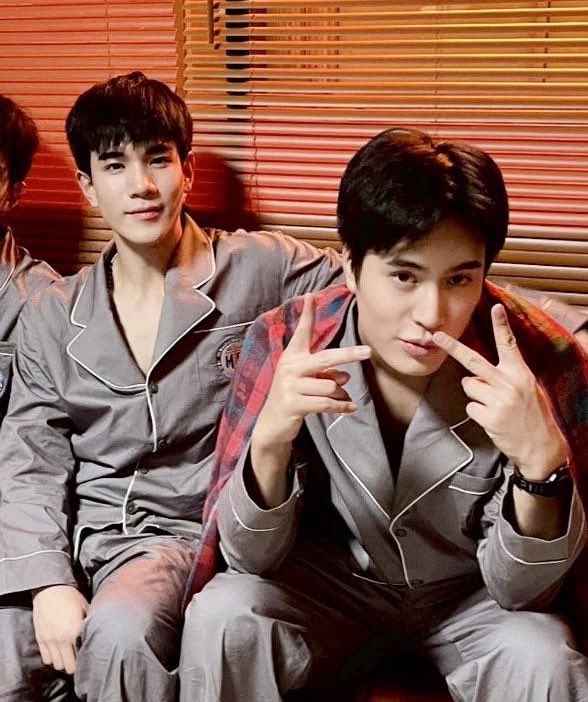 si ✩ TTH x TLoS era tweet media