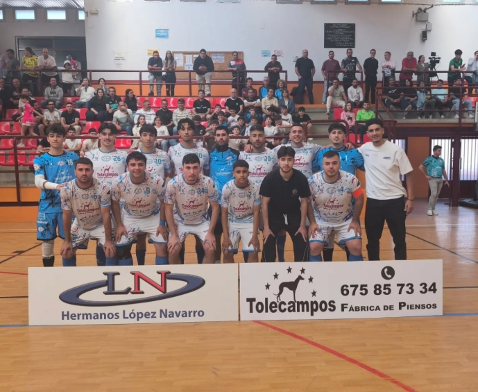 RadioPuebla's tweet photo. Hablamos con Javier Rodríguez @cdpuebla y contamos con la crónica del  @CD_LACELESTINA #LaPueblaDeMontalbán 18/05/26 Fotos: CD Puebla y CD La  Celestina https://t.co/0YcrRJF4Cz https://t.co/s5t2VLnDJp