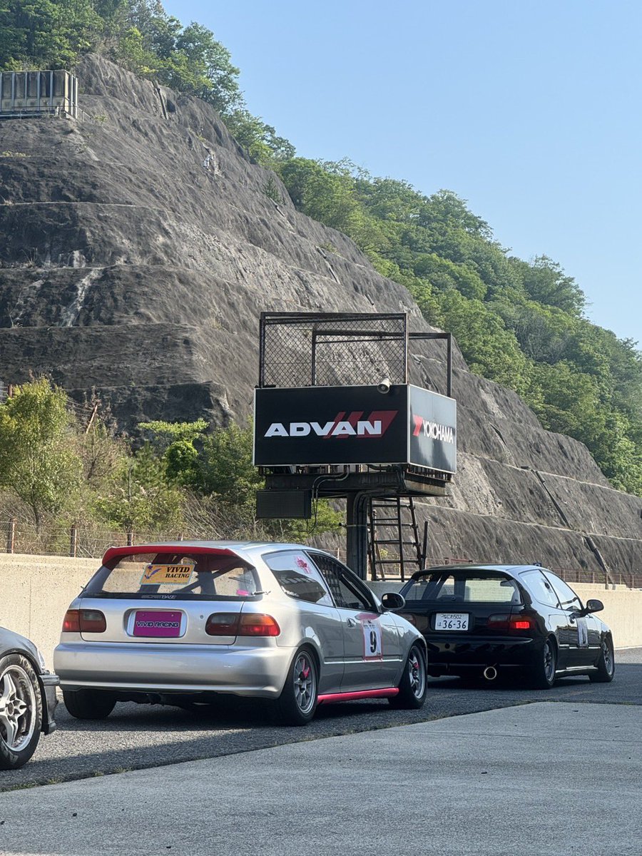 VKzPLWIEKKQlwnc's tweet photo. #VIVIDRACING #ゼロファイター走行会
#セントラルサーキット https://t.co/TDT0wShe58