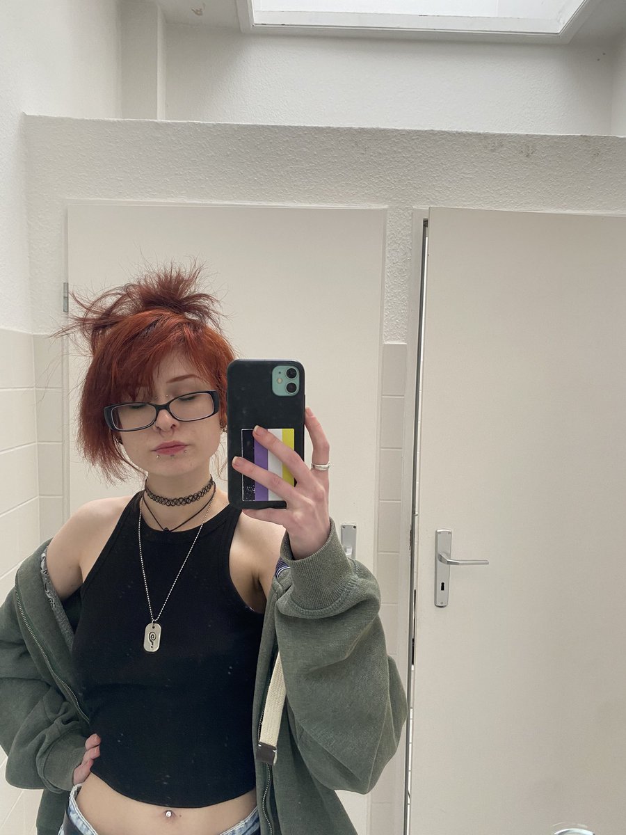yes im a genius໑̣met dnp🦇кілден tweet media