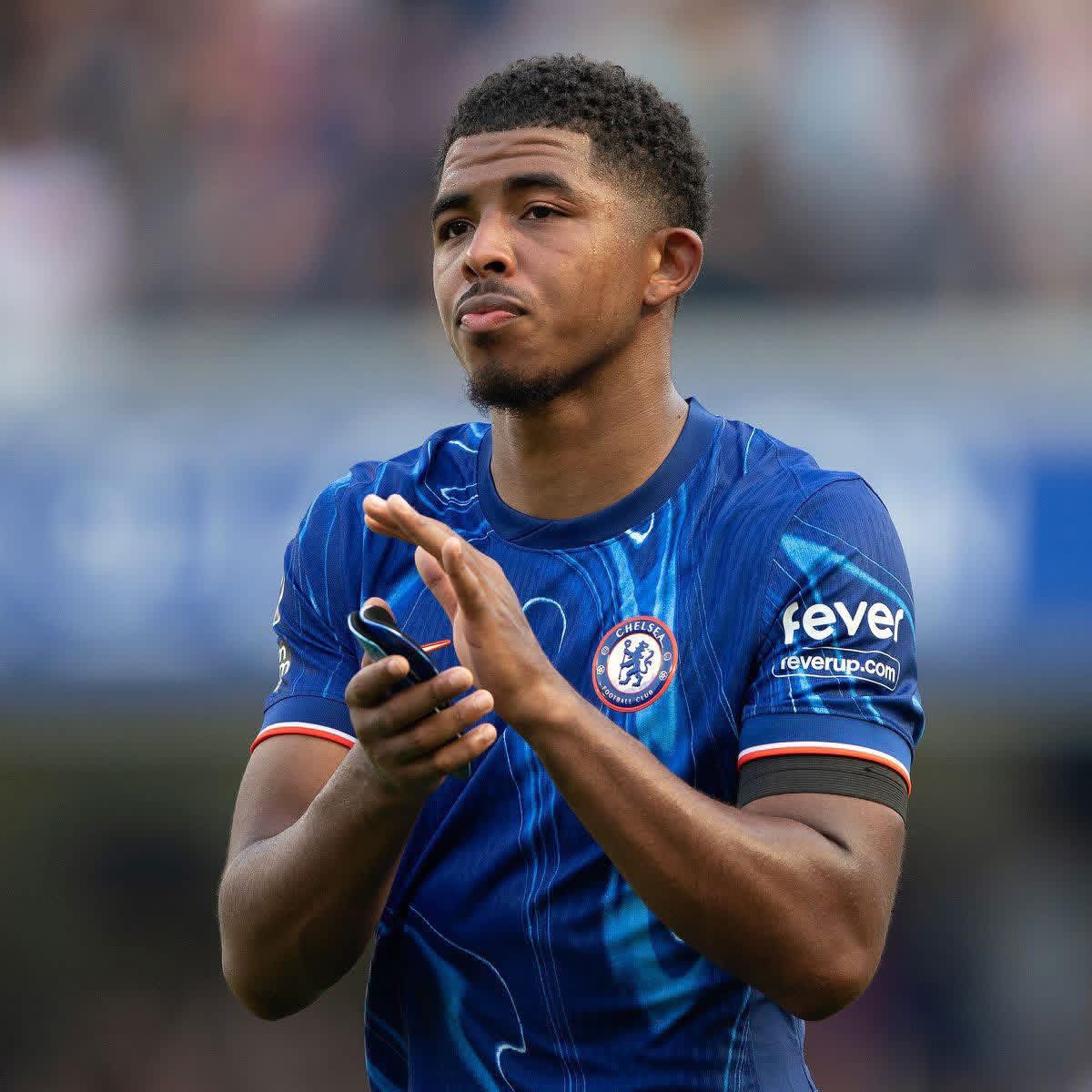 ChelsTransfer's tweet photo. Wesley Fofana may not meet Alonso’s criteria of a ‘mentality monster’ – he’s not shown it this season – and Chelsea could listen to offers if they come in. Sources close to Fofana, who earns more than £200,000 a week, insist he is not interested in leaving. (via @kierangill_DM) https://t.co/Q11zRzE4e3
