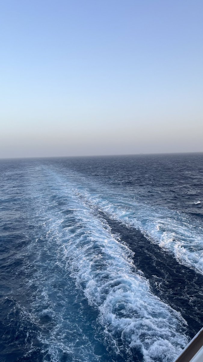 iivaa_12's tweet photo. The beauty of blue 💙 https://t.co/LXCugyHiSr