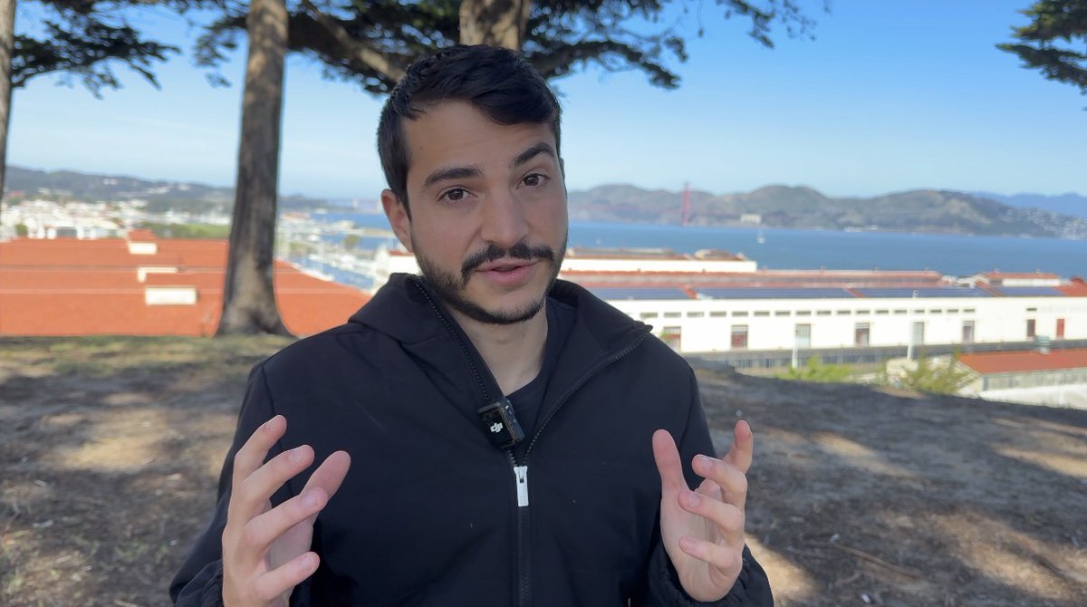 InfiniteJulian0's tweet photo. been having a lot of fun yapping on youtube about startups!

check out my latest yap, where i talk about my journey as a founder &amp; some of the mistakes + lessons i've gathered along the way

link below ⬇️ https://t.co/2Z8k6bLsXV
