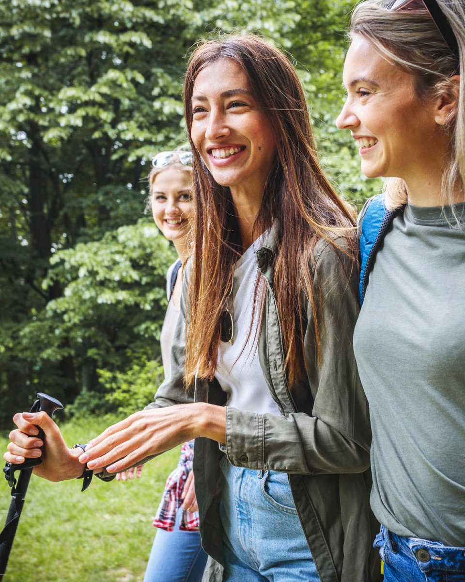 jellyacademy's tweet photo. The best way to refresh your creative spark? Unplugging. 🌿

This May Long weekend, we hope you had a chance to step away from your screens and soak up some quality time with friends, family and the outdoors. 

#JellyAcademy #DigitalMarketing #MayLong #HappyVictoriaDay https://t.co/dytyiq5Uk5