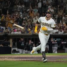 EthosFantasyBB's tweet photo. April 24: Gavin Sheets, 3%, 1B/OF, #ForTheFaithful

10-6-12-2-.314, 1.122 OPS

Larry recommended Sheets because the Padres were facing the Rockies in Mexico City, but if you held onto to him afterwards, you got a nice little three week run from him.

https://t.co/ZzGUwlpOXf https://t.co/LMuAplDRCK