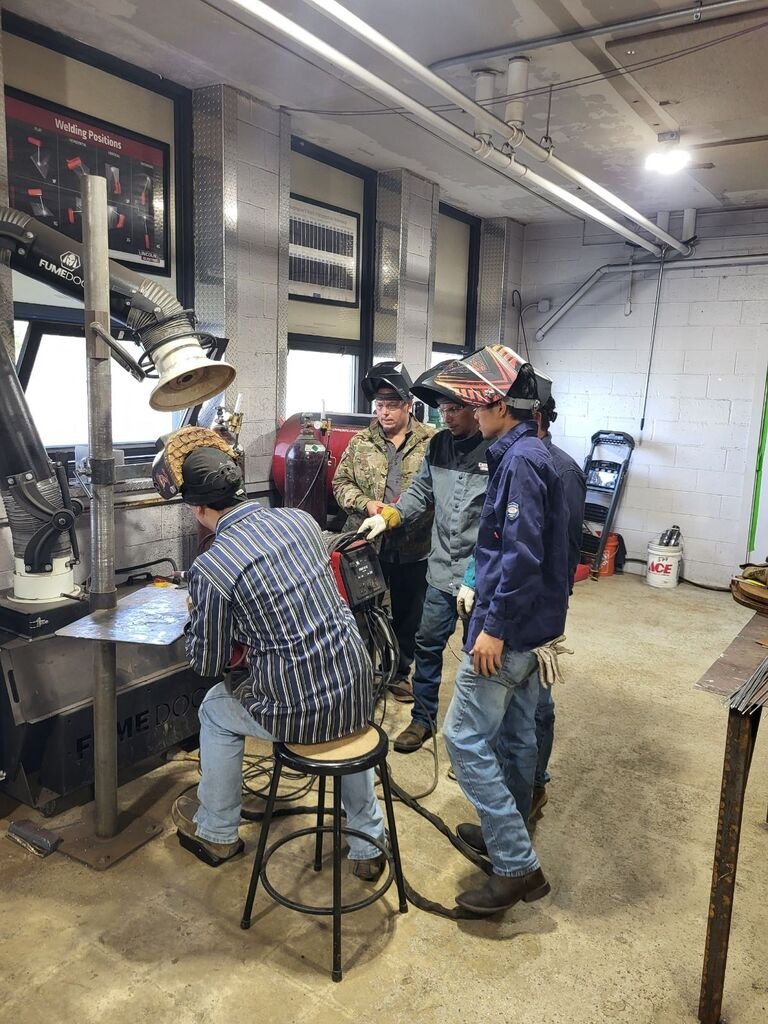 ACEAcademy1234's tweet photo. 🛠️🌺 ACE Academy welding students recently hosted students from Kohala High School, who traveled from Hawaii to Ohio!

Students built friendships, shared stories, and learned about each other’s lifestyles and communities. https://t.co/QrjD0npDNg