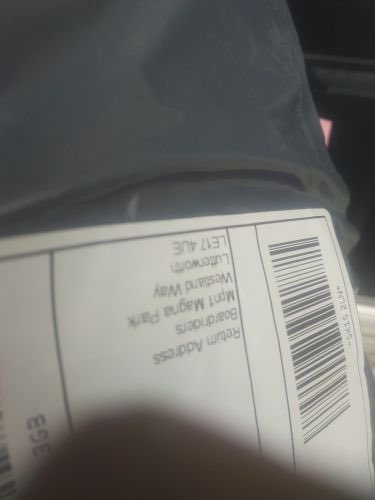 JackHanders's tweet photo. @RoyalMail I’ve had 2 parcels that you have claimed to have delivered 10 days ago but there’s no sign of them anywhere and proof of postage photos aren’t clear at all https://t.co/Vmb5H83Lgz